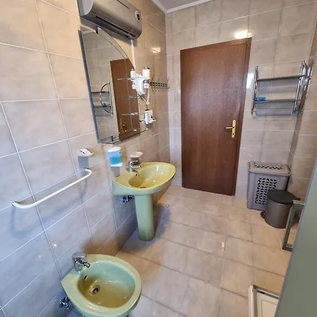 Daire Pri Stari Murvi Vogrsko